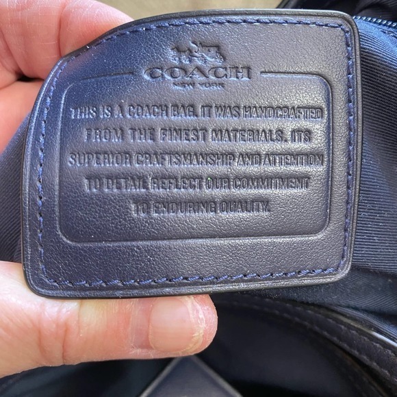 Coach Carlyle Bag‎ - Picture 8 of 16